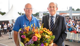 Bram Dijkhuis (L) en wethouder Goedhart Borgesius (R) 